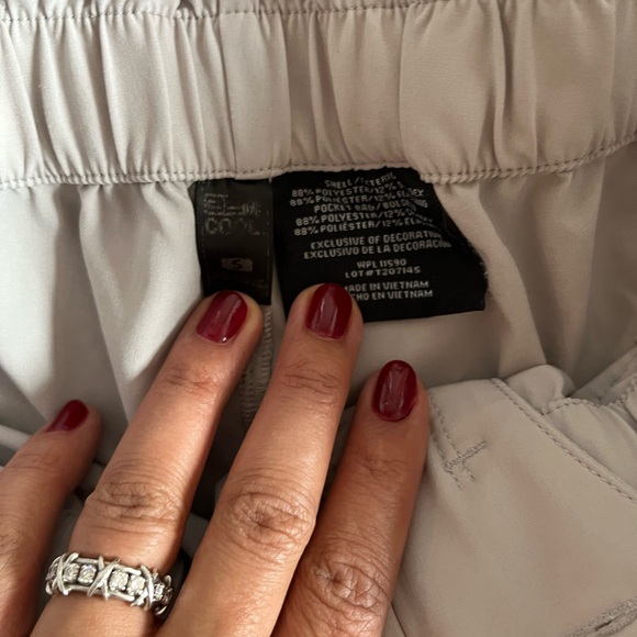 Light & Airy Fabric Pants with Belt - Picture 5 of 5